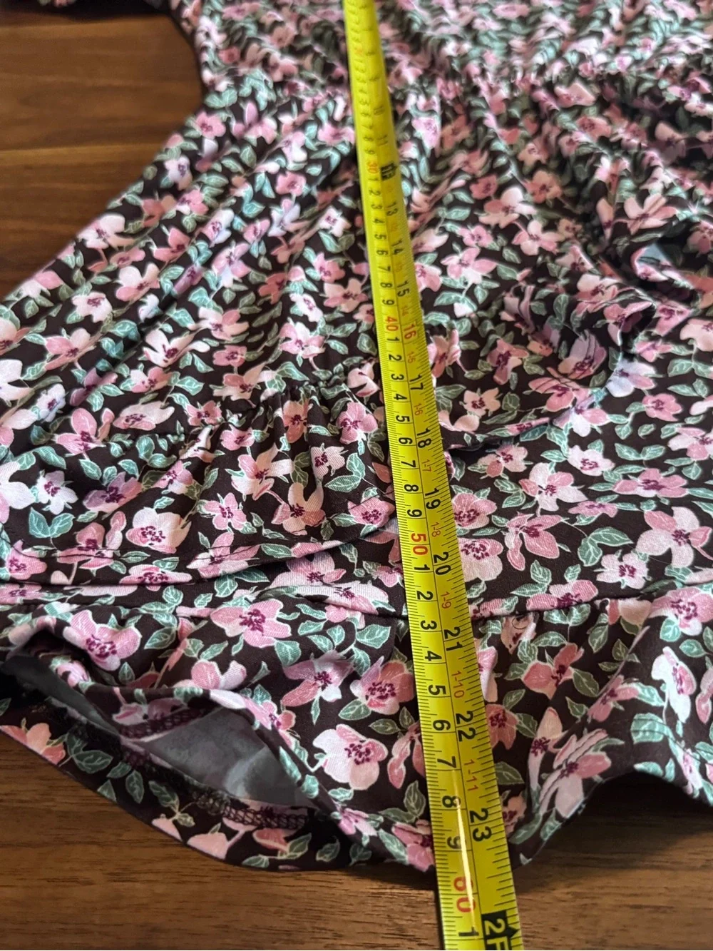 BCBG Girls Cute Floral Dress with Ruffle detail and Puffed Sleeves EUC Sz 6X